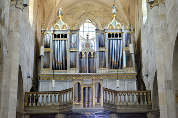 pipe organ